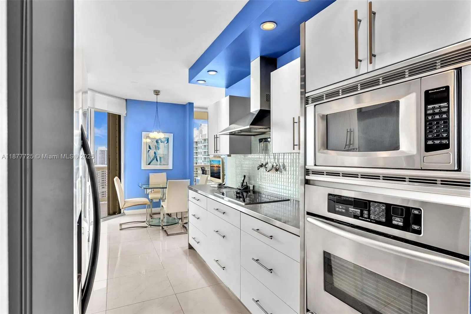 20191 E Country Club Dr, #2602