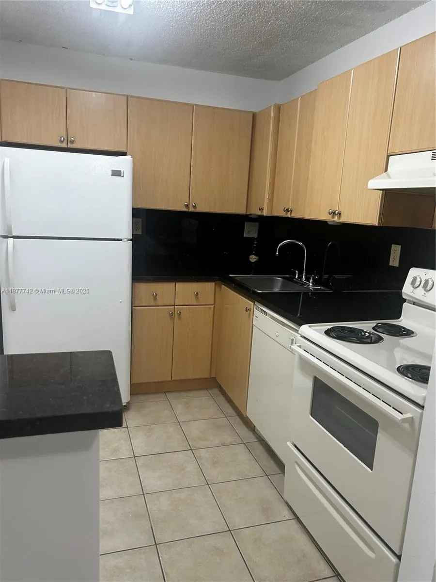 7110 NW 179th St, #110