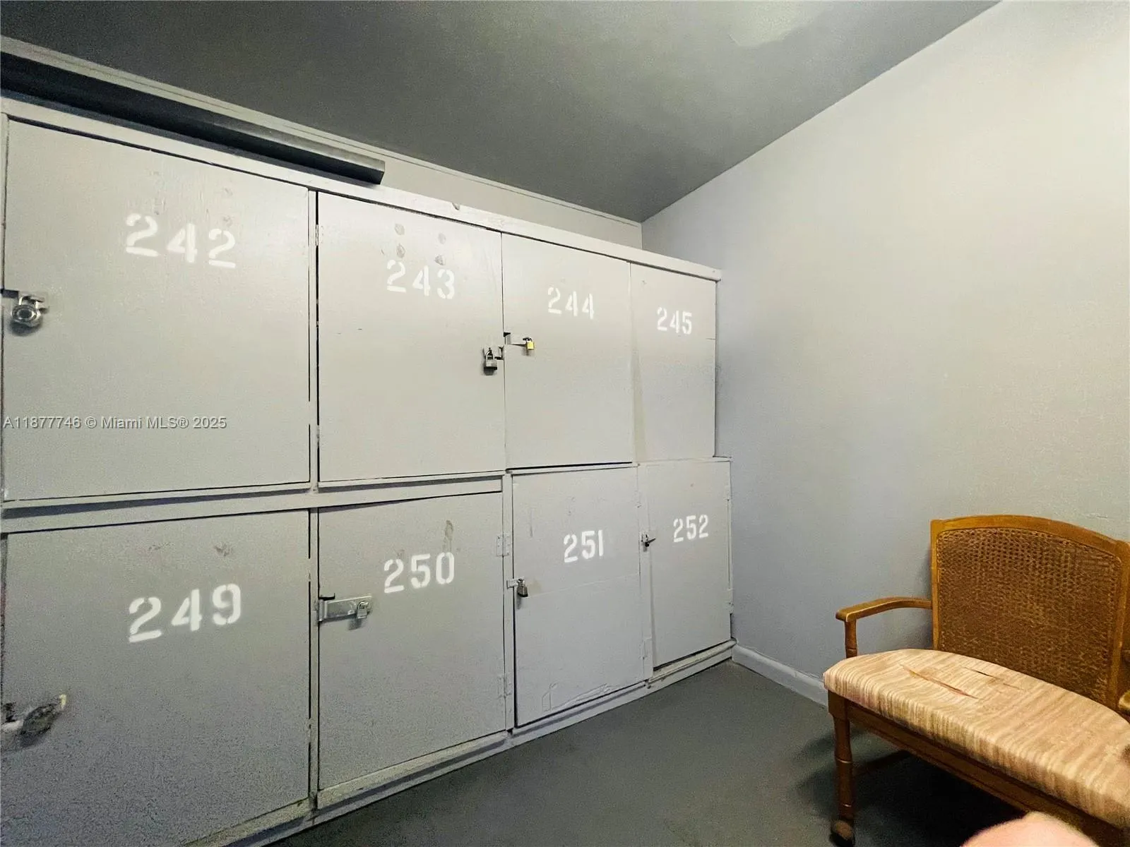 251 S Suffolk F, #251