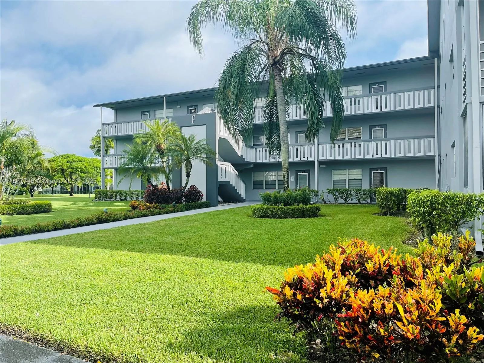 251 S Suffolk F, #251