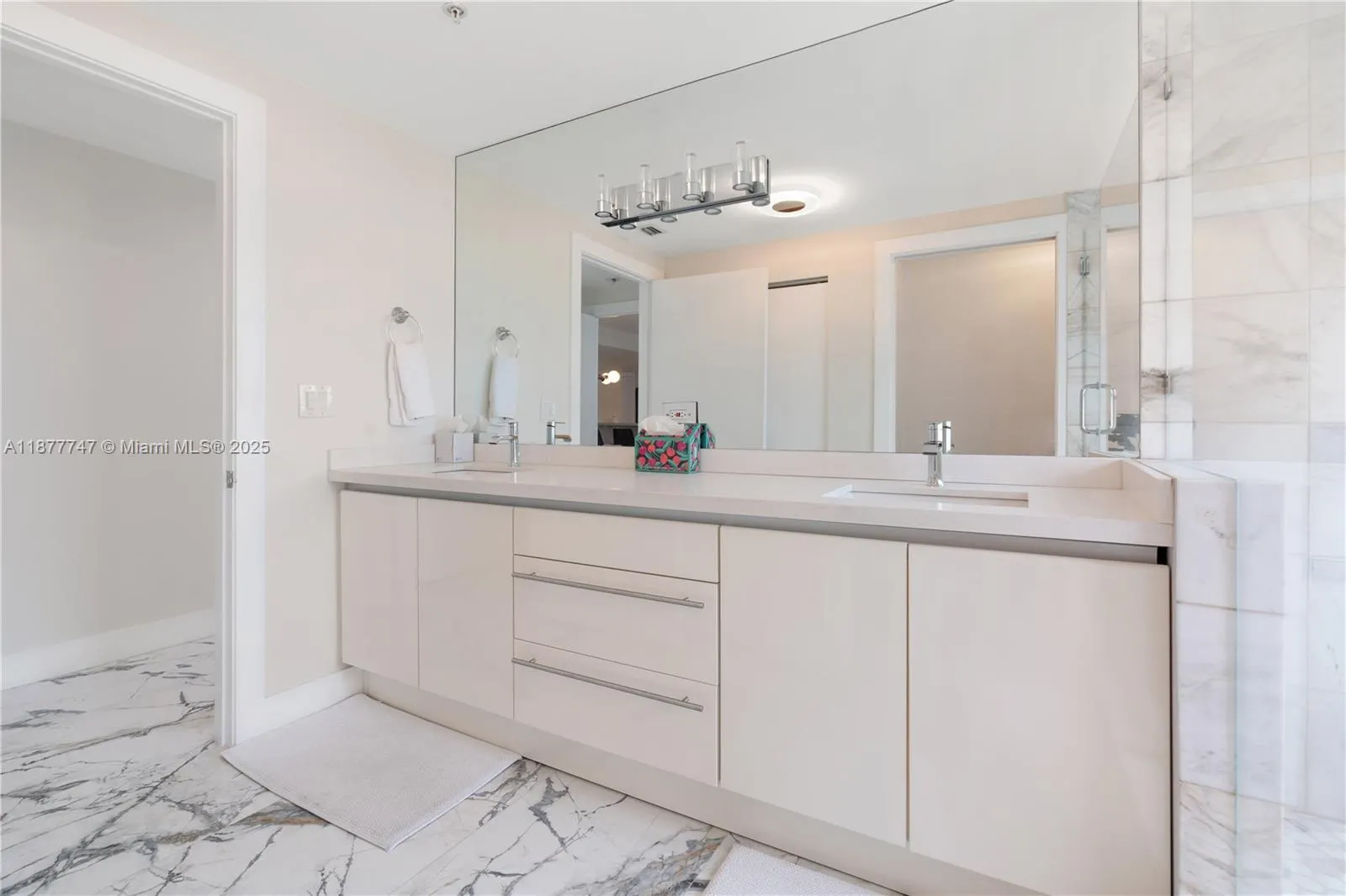 3400 SW 27th Ave, #605