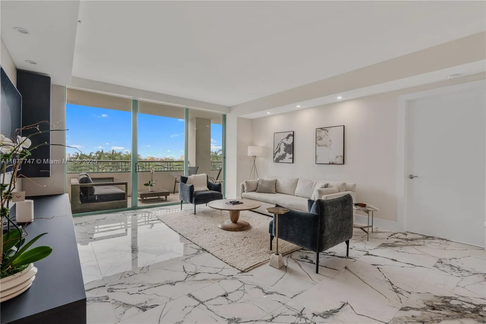 3400 SW 27th Ave, #605