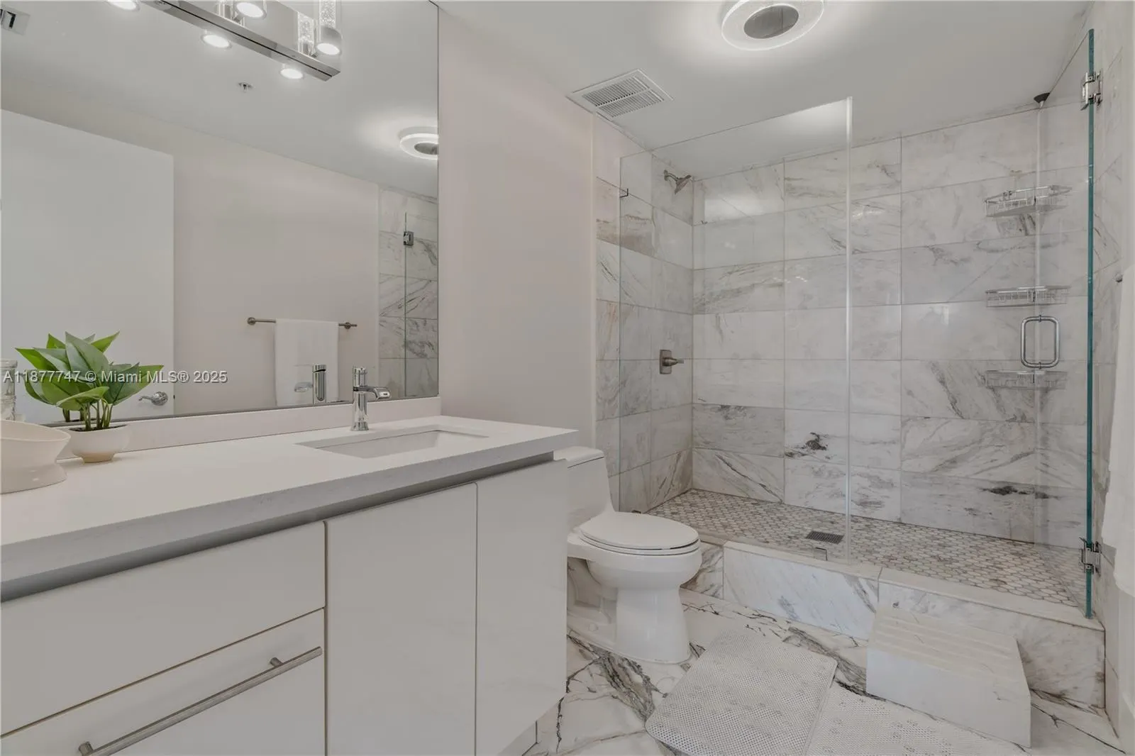 3400 SW 27th Ave, #605