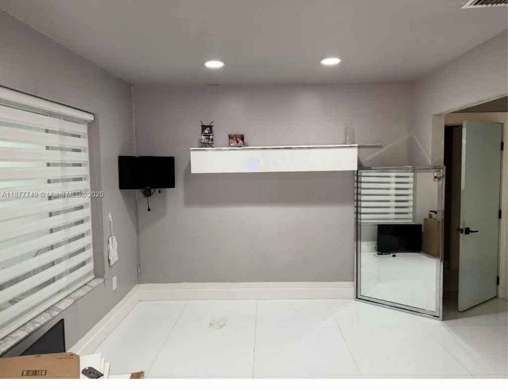 10030 SW 51st Ter