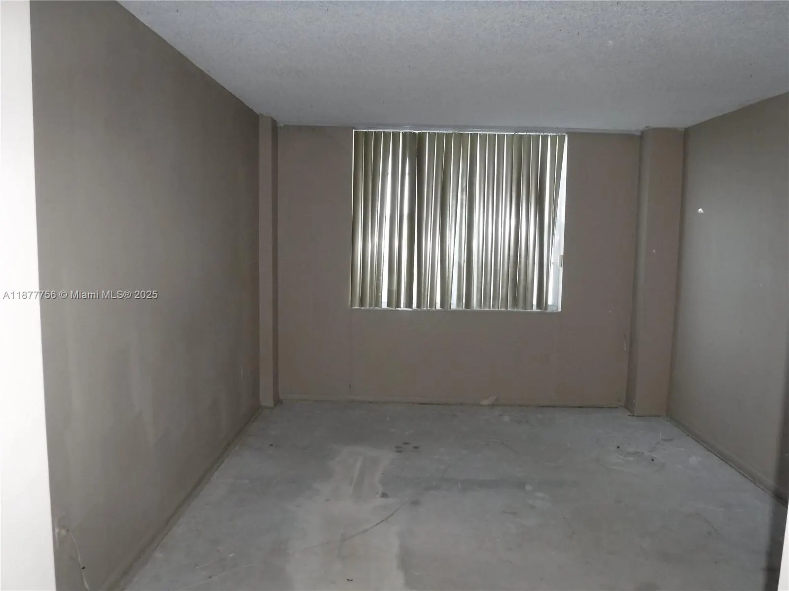 15600 NW 7th Ave, #618