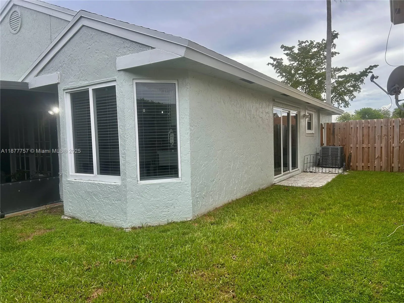 3704 NW 107th Ter