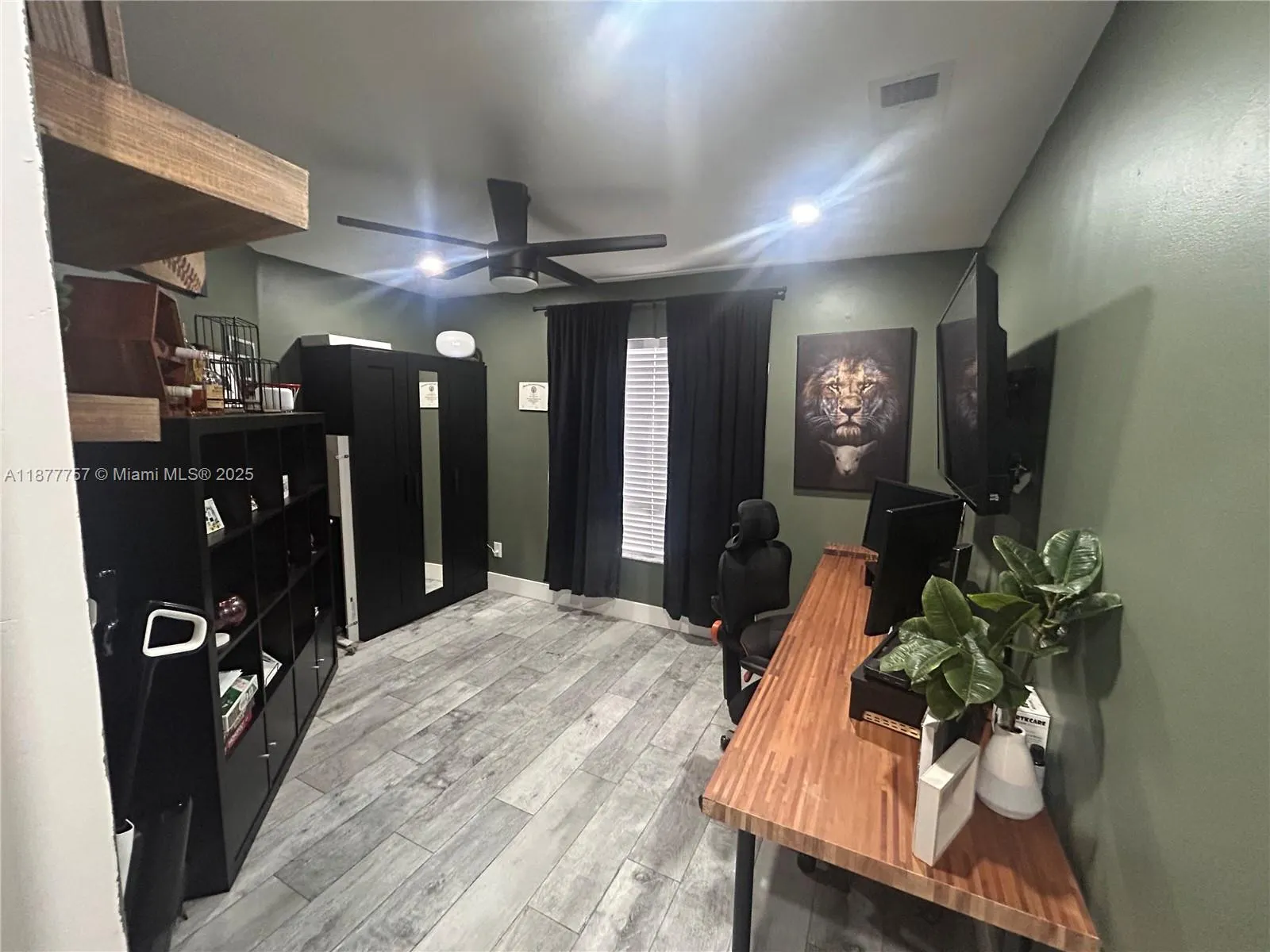 3704 NW 107th Ter