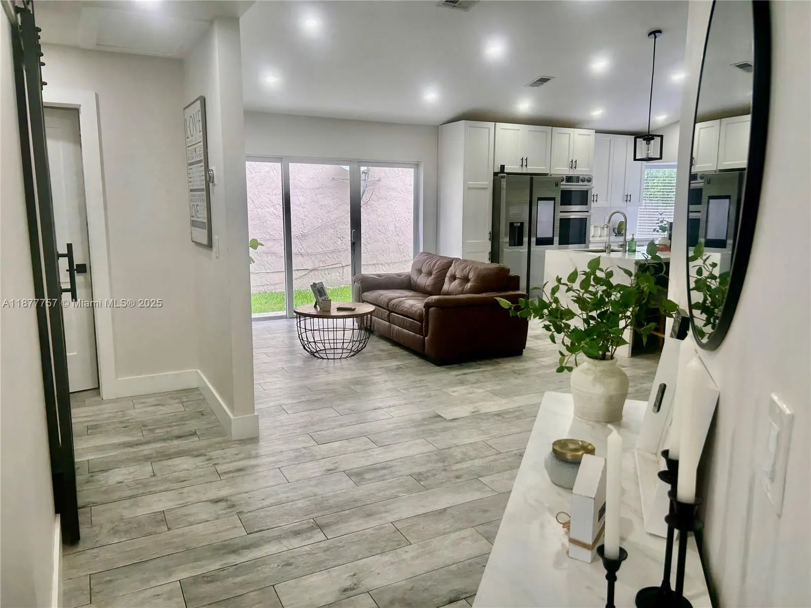 3704 NW 107th Ter