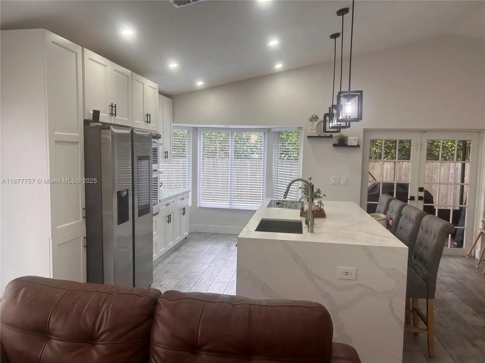 3704 NW 107th Ter