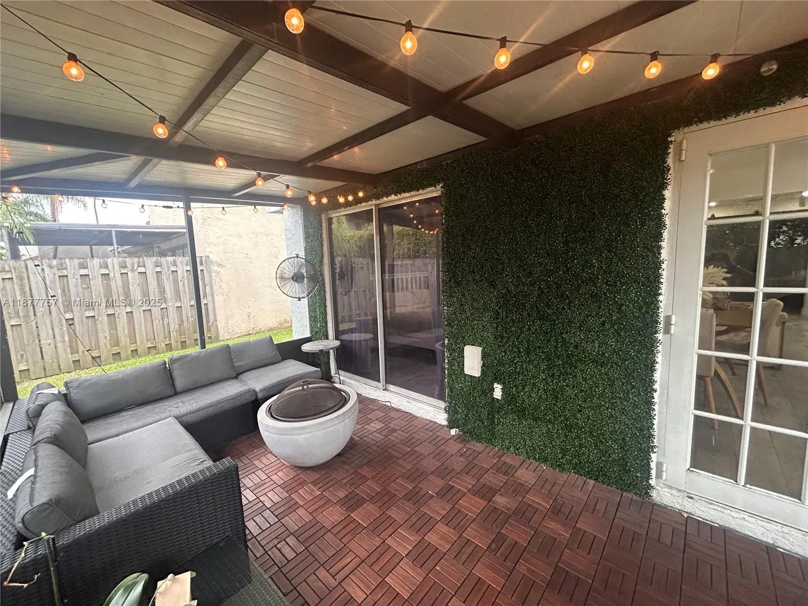 3704 NW 107th Ter