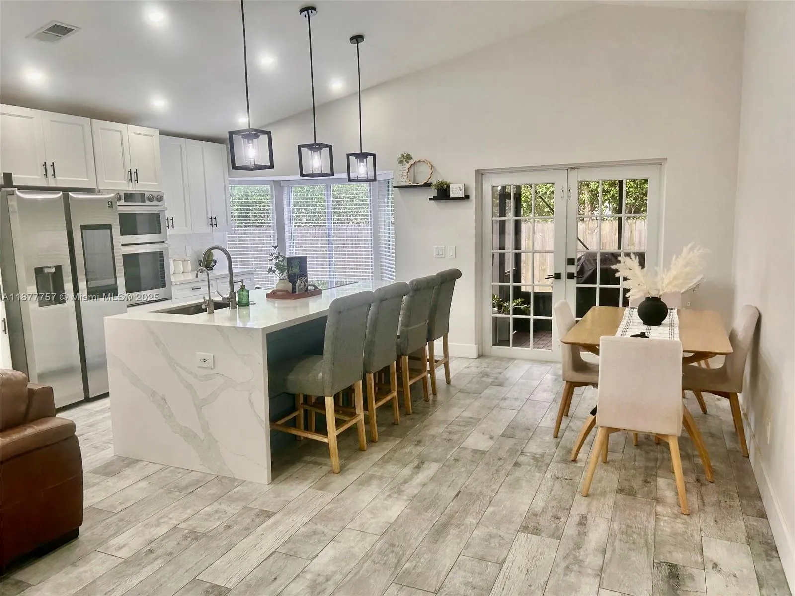 3704 NW 107th Ter