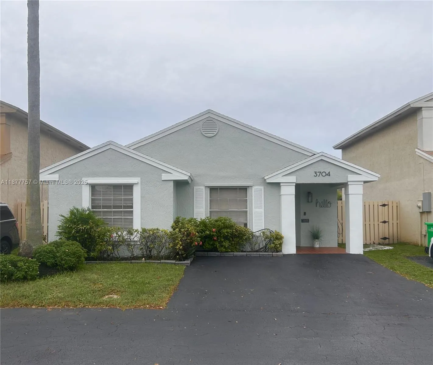 3704 NW 107th Ter