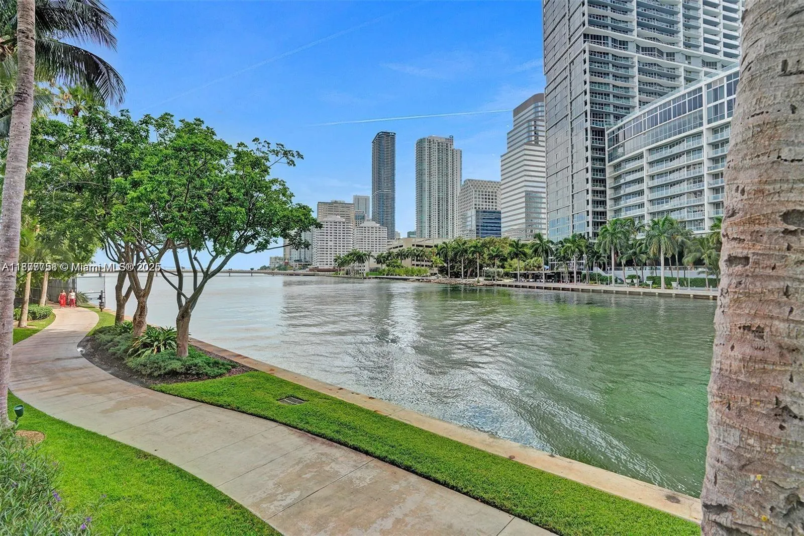 901 Brickell Key Blvd, #906