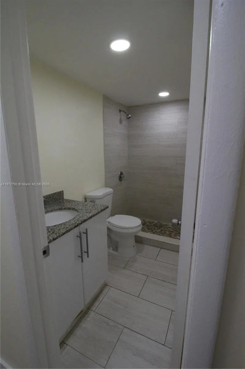301 NW 177th St, #107