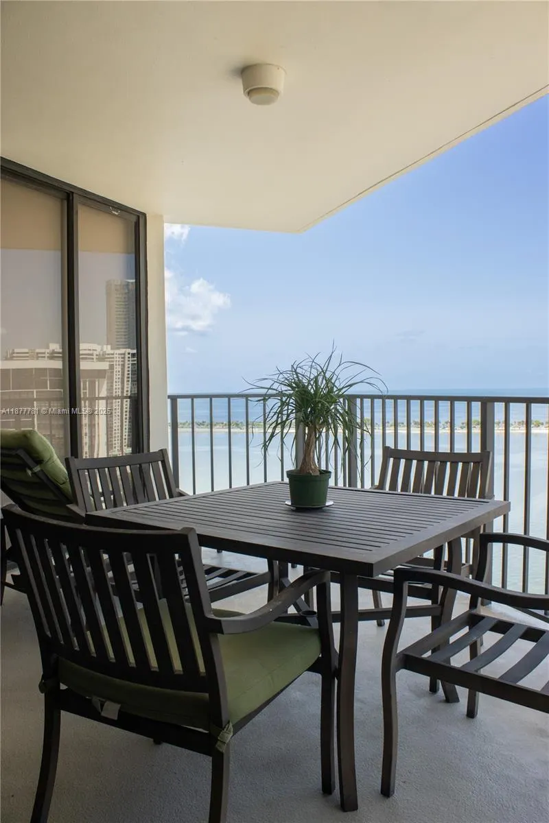 1865 Brickell Ave, #A2111