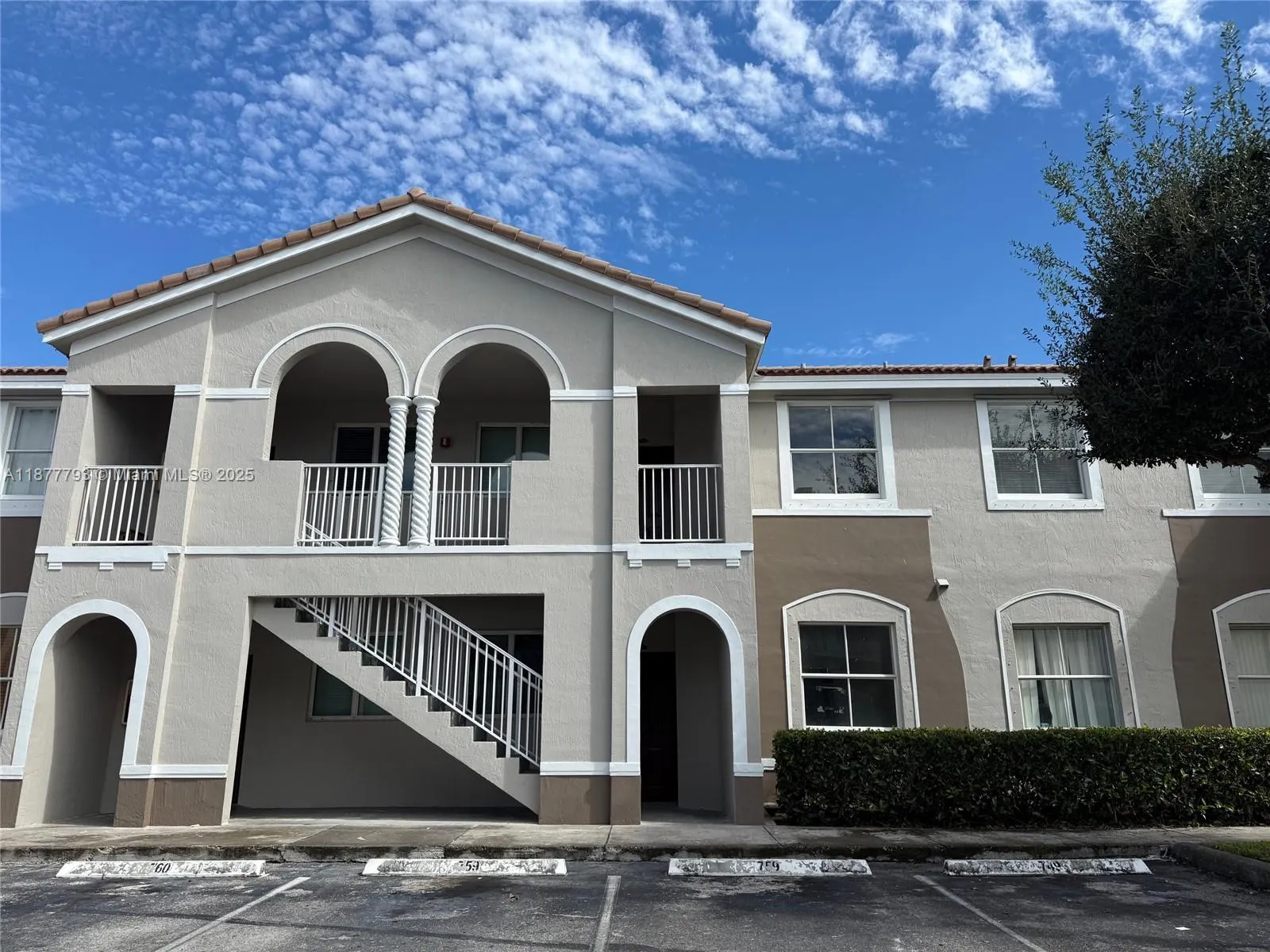 2731 SE 17th Ave, #107