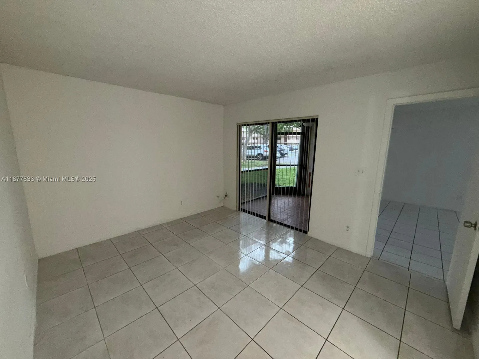 3396 Foxcroft Rd, #114