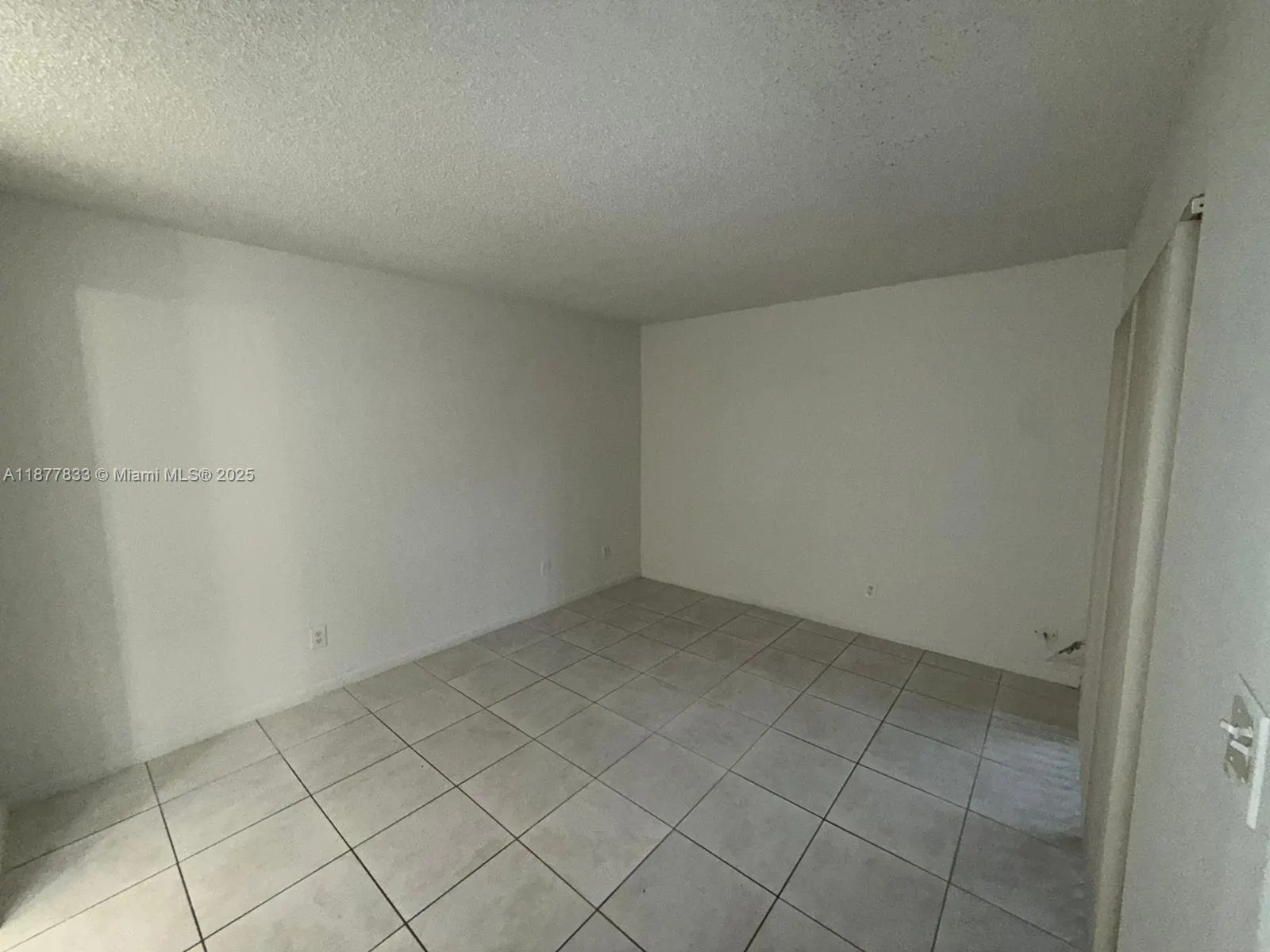 3396 Foxcroft Rd, #114