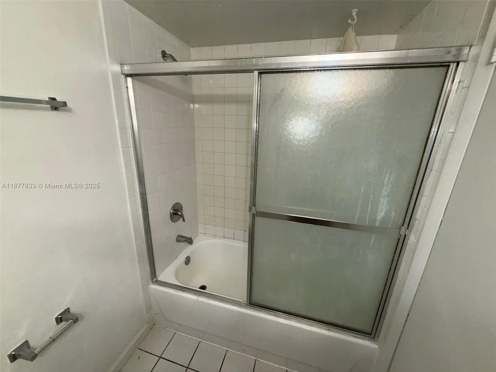3396 Foxcroft Rd, #114