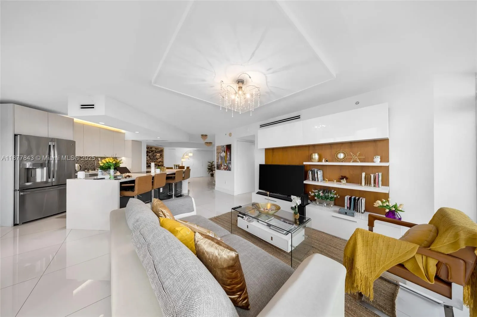 6301 Collins Ave, #2107