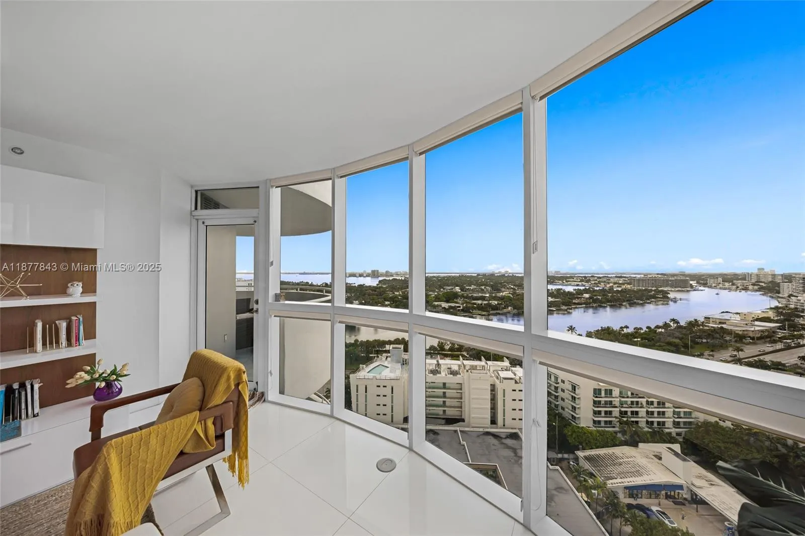 6301 Collins Ave, #2107