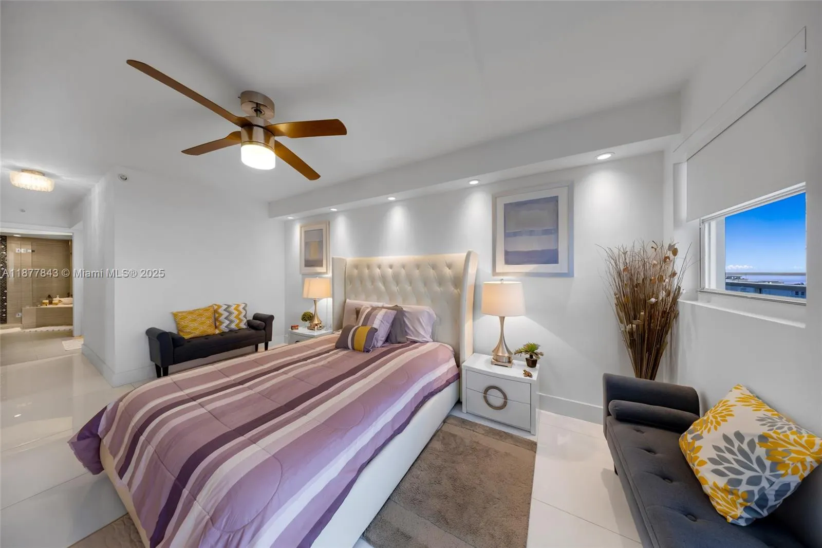 6301 Collins Ave, #2107