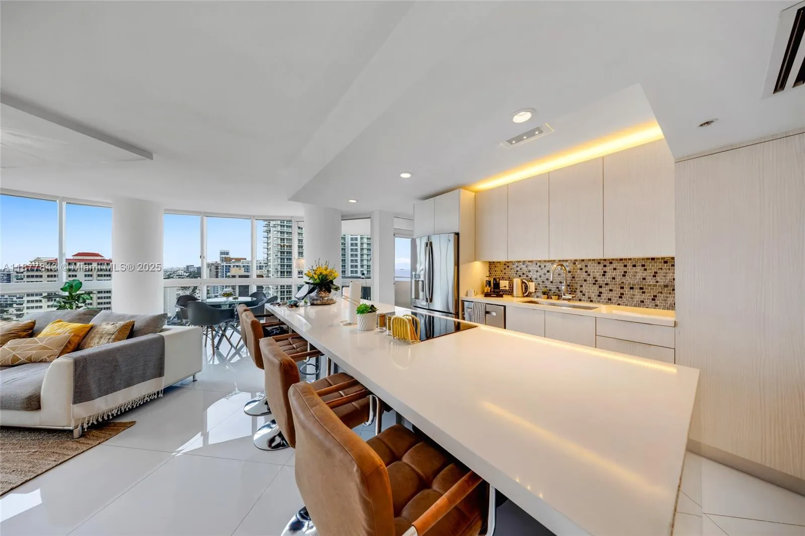 6301 Collins Ave, #2107