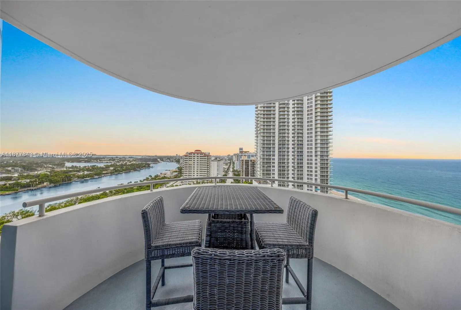 6301 Collins Ave, #2107