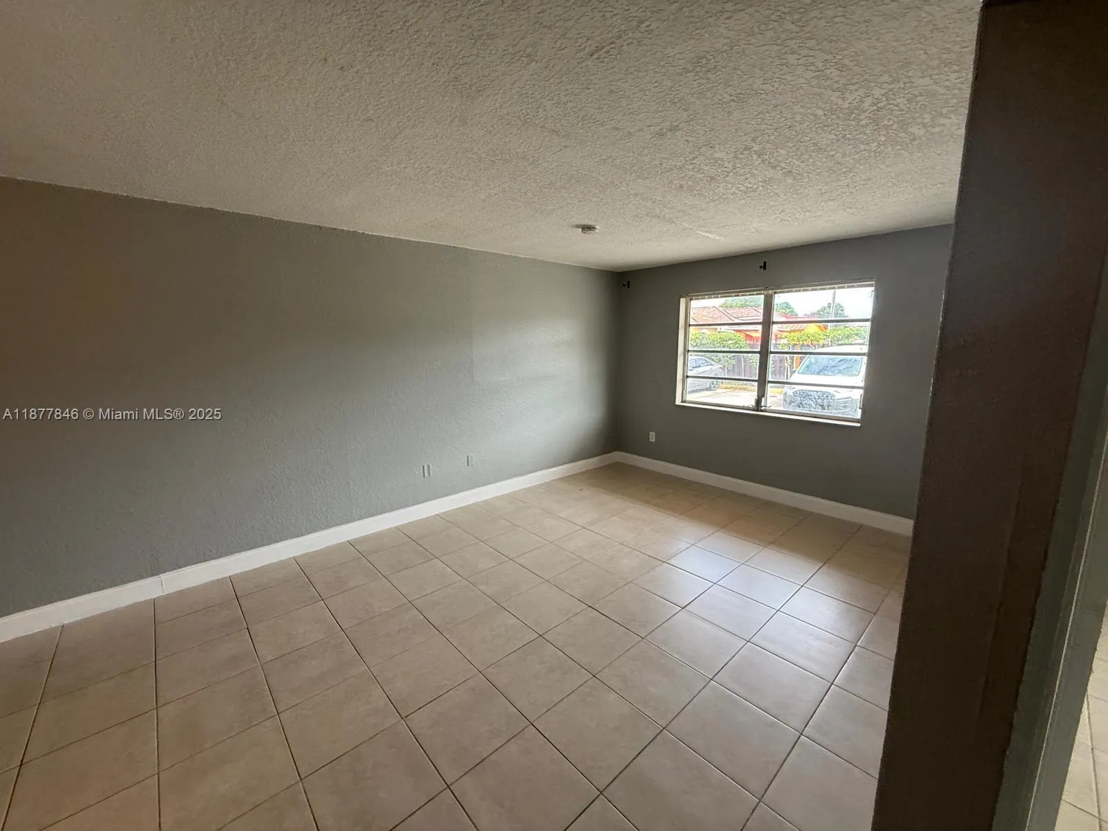 575 W 69th St, #110