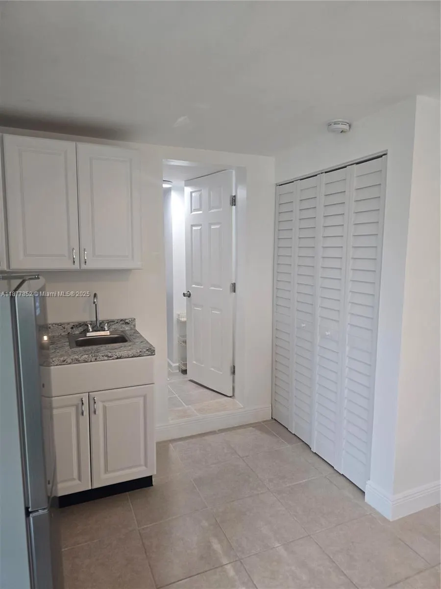 1222x NW 20th Ct, #A1
