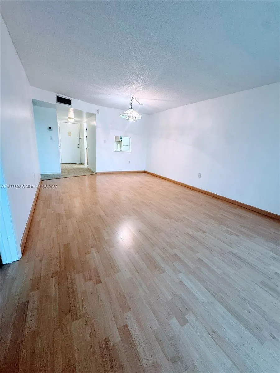 8435 Sunrise Lakes BLV, #104