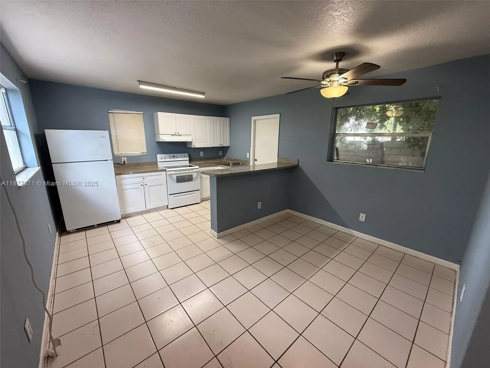 817 NW 10th St, #4