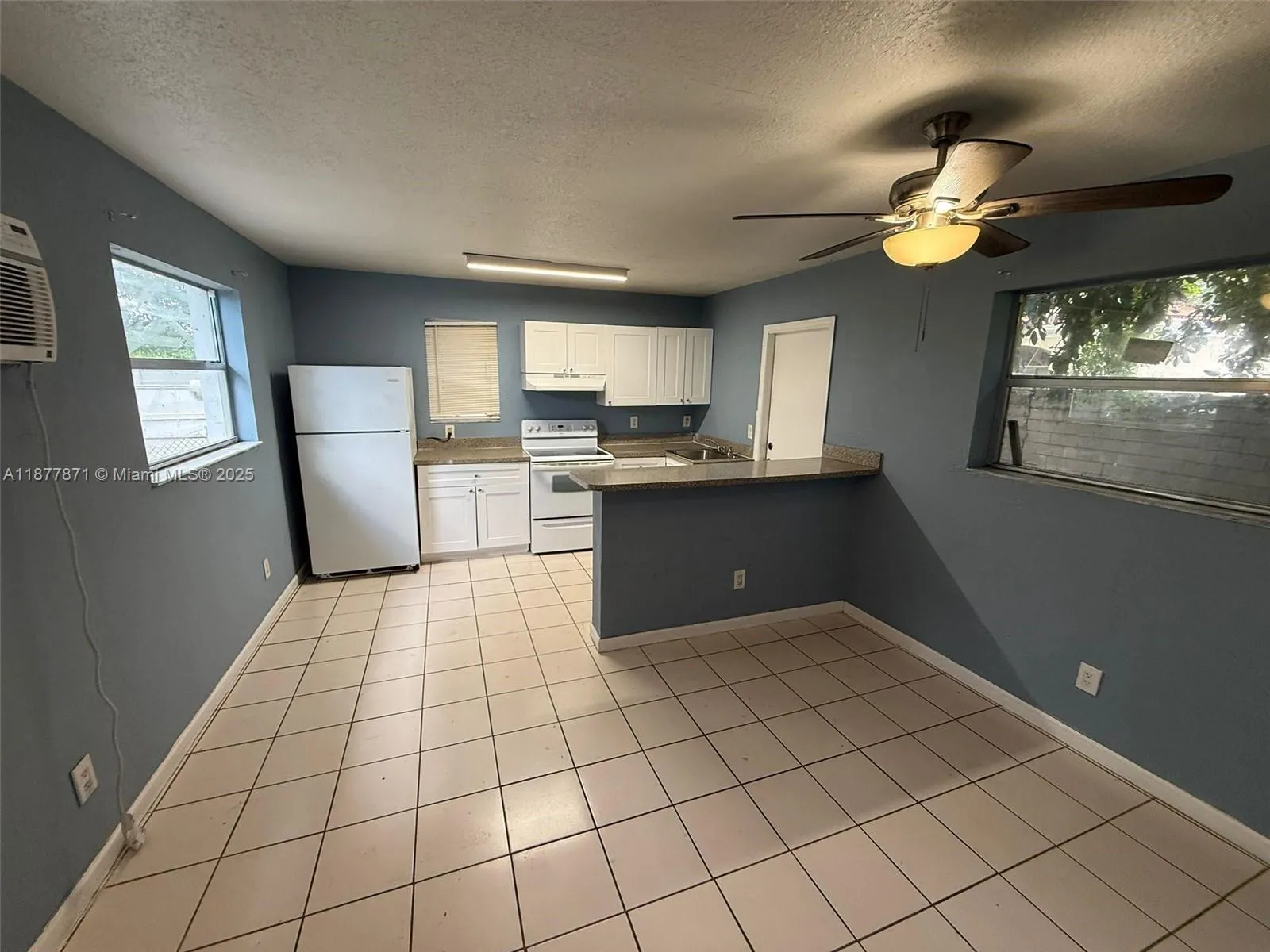 817 NW 10th St, #4