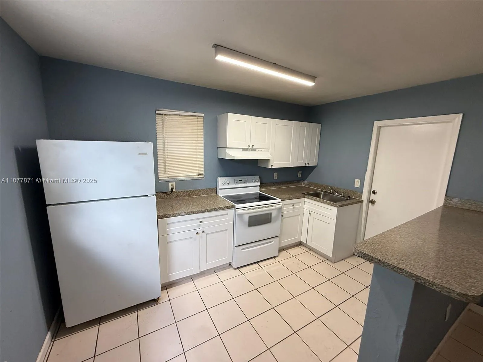 817 NW 10th St, #4