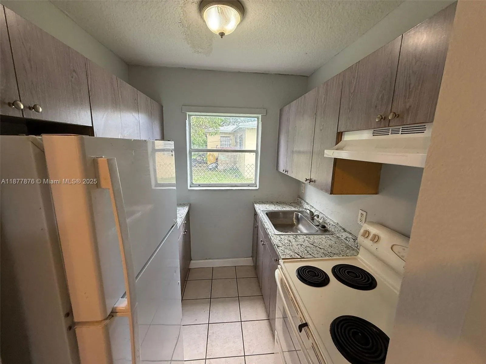817 NW 10th St, #3