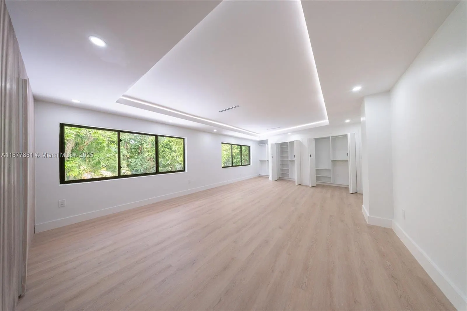 6525 SW 133