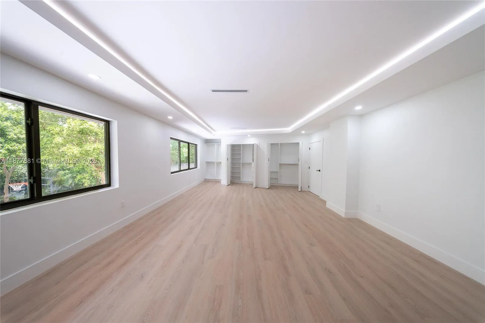 6525 SW 133