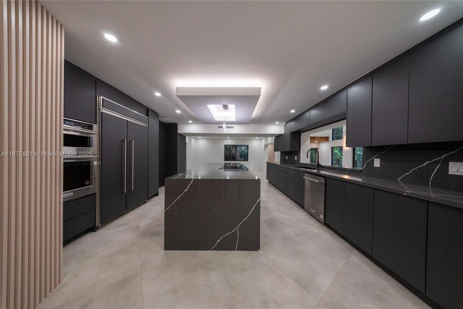 6525 SW 133