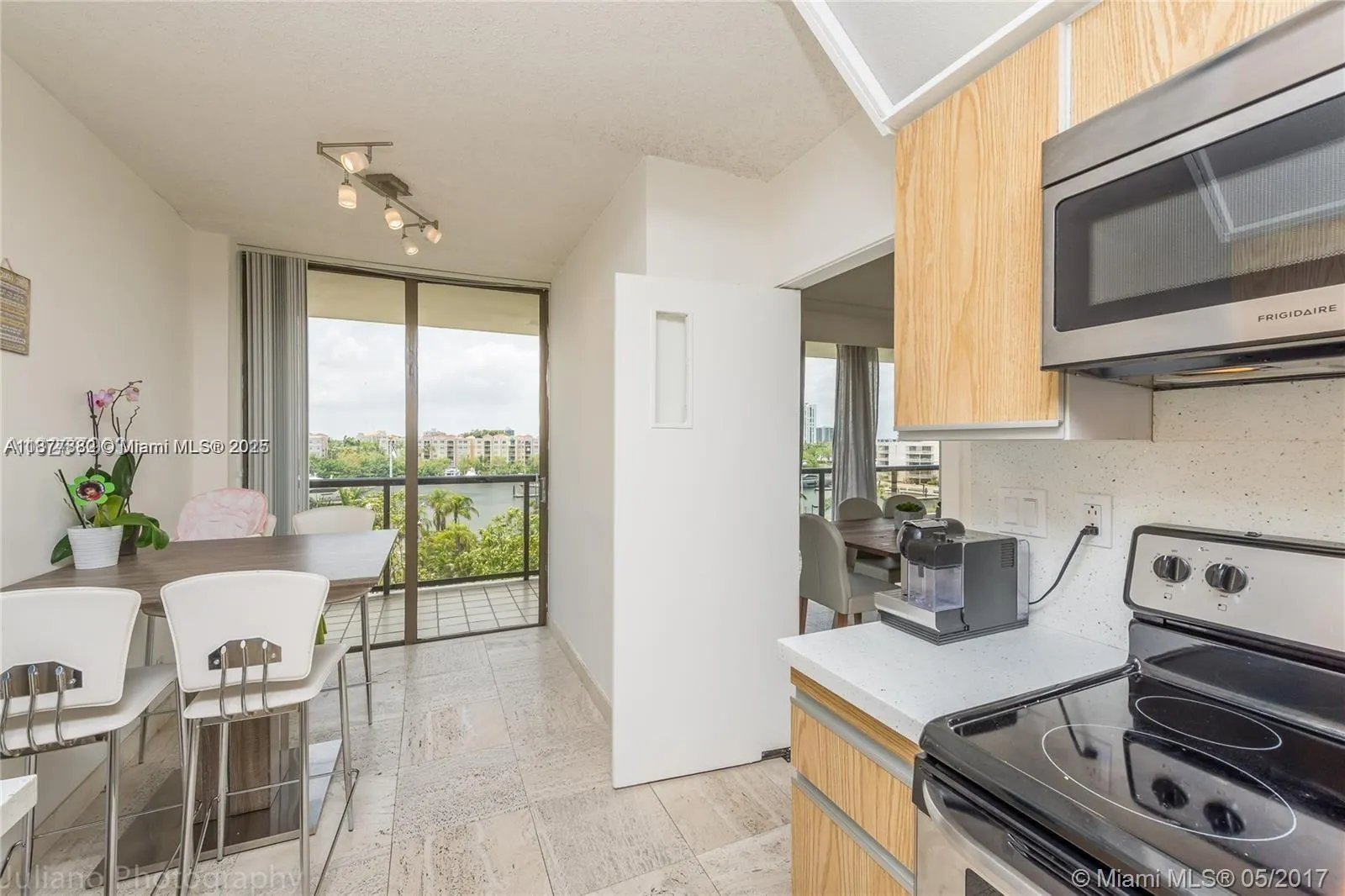 19667 Turnberry Way, #5E