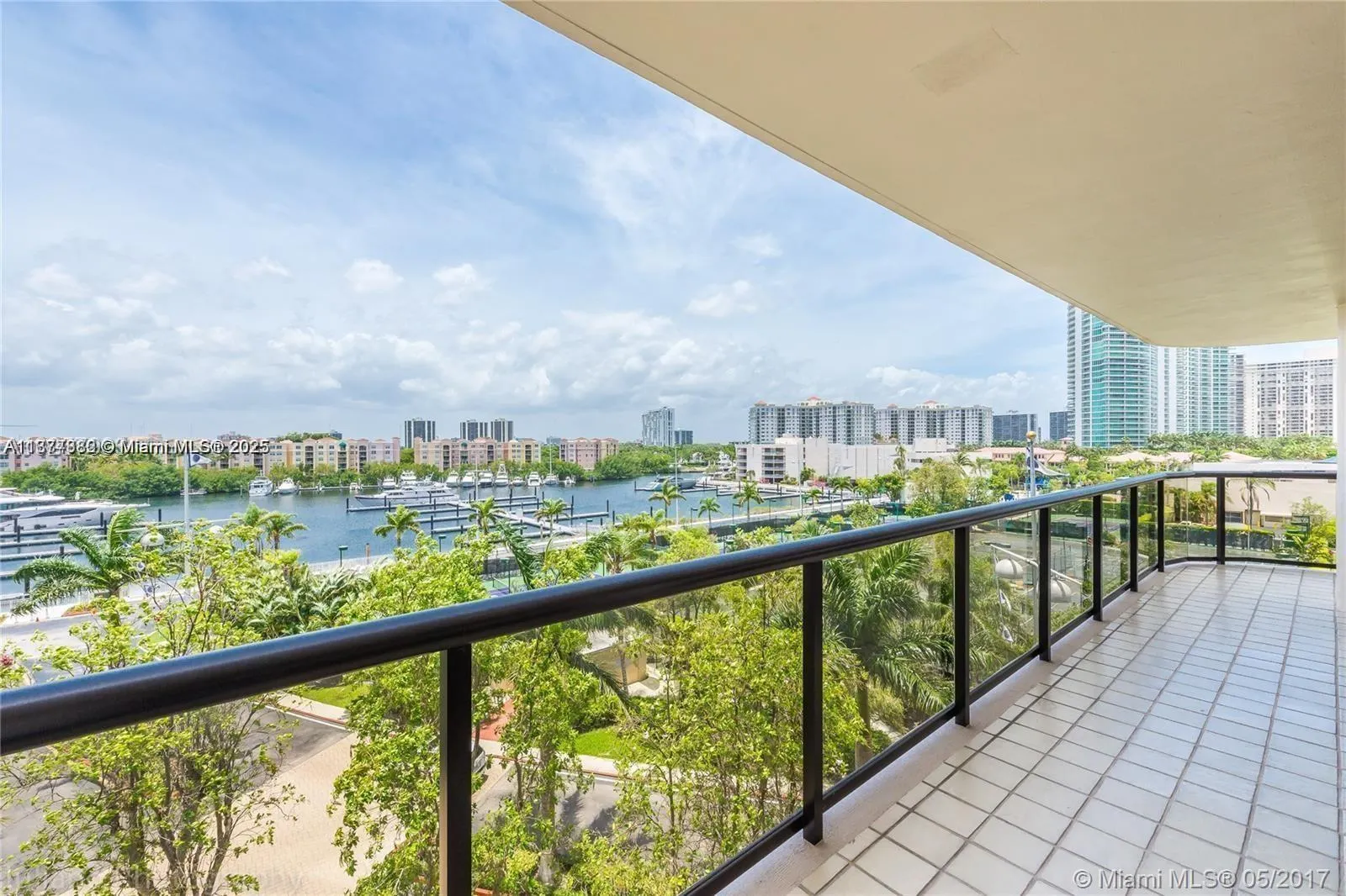 19667 Turnberry Way, #5E
