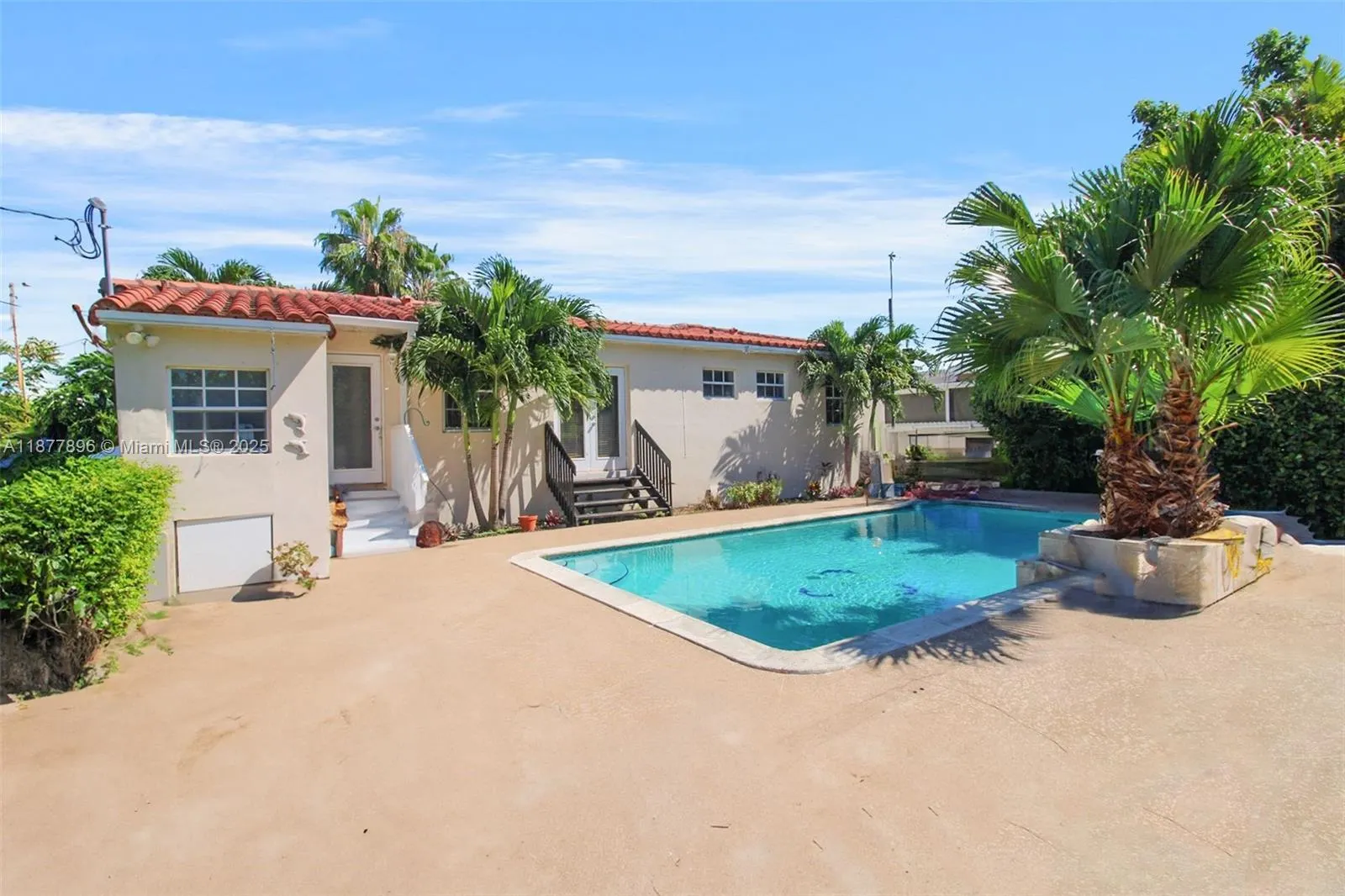 8230 SW 30th St, #8230