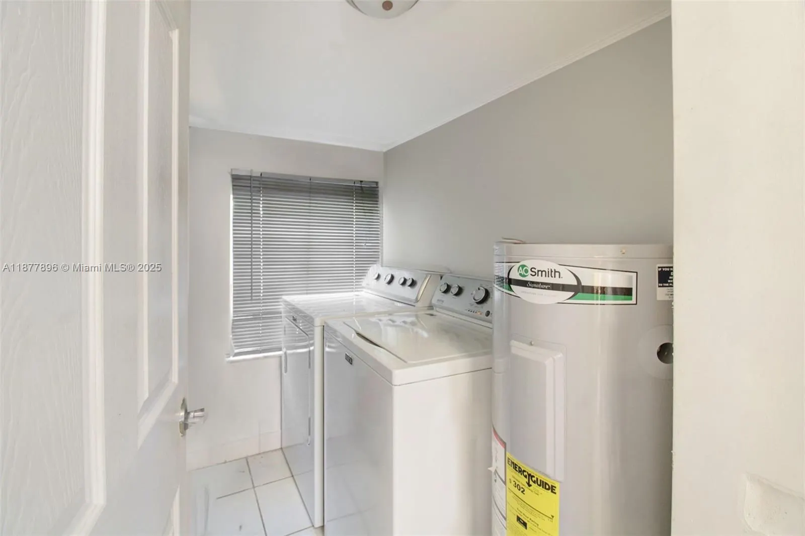 8230 SW 30th St, #8230