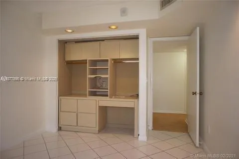 20860 San Simeon Way, #404-6