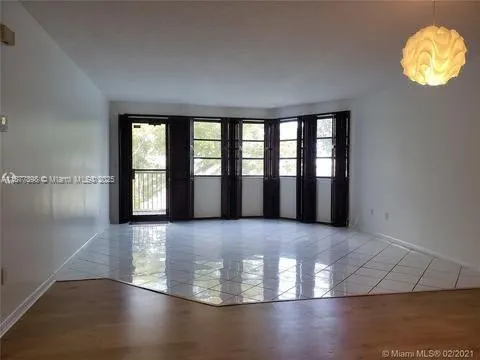 20860 San Simeon Way, #404-6
