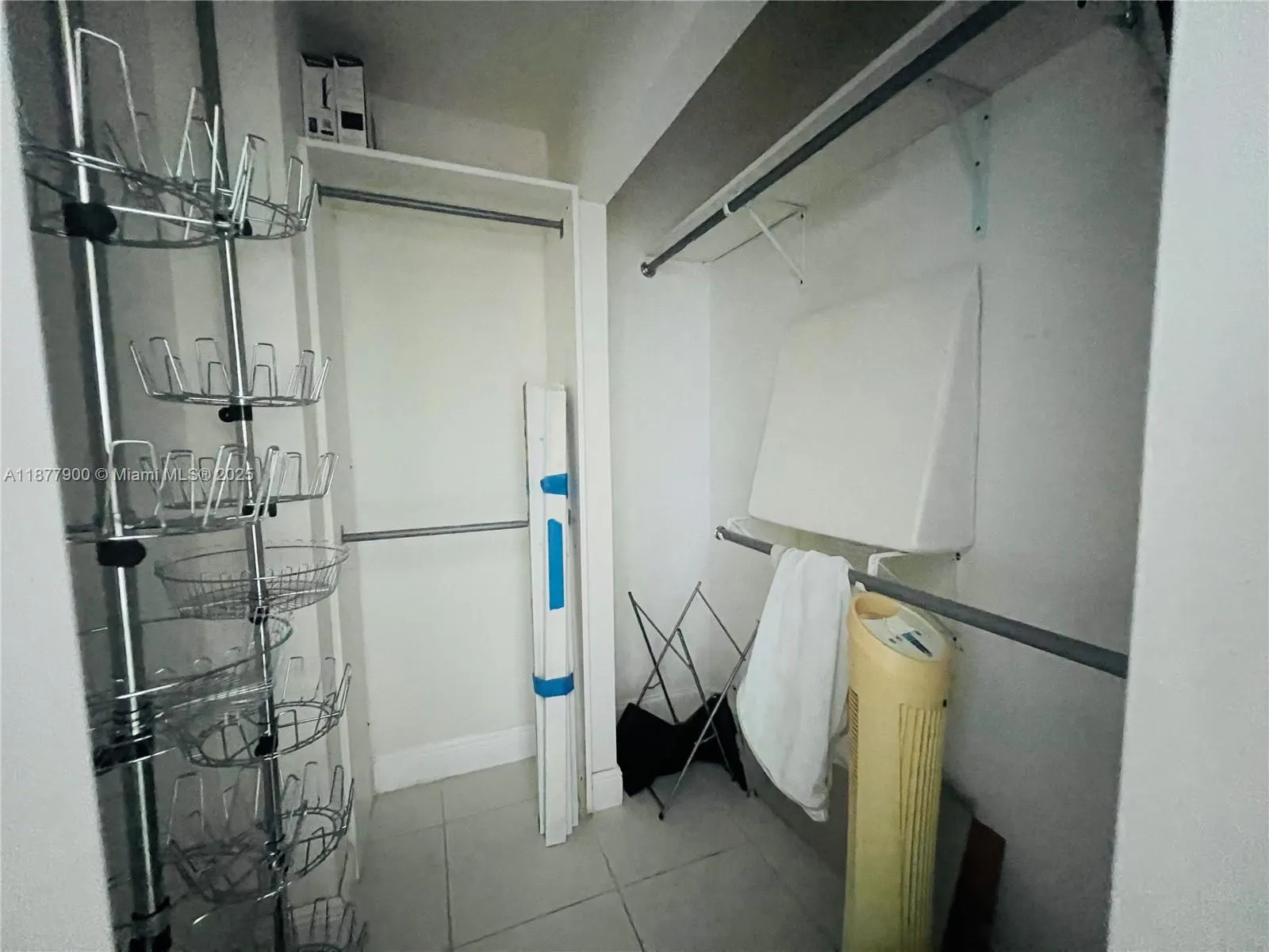 7135 Collins Ave, #1406