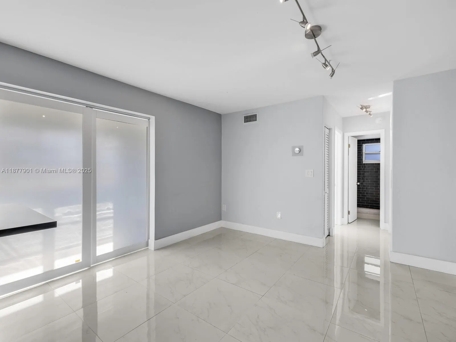 525 Meridian Ave, #307