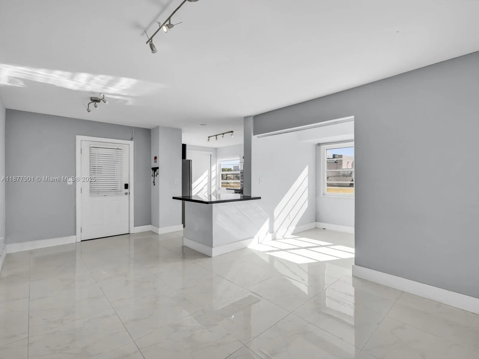 525 Meridian Ave, #307