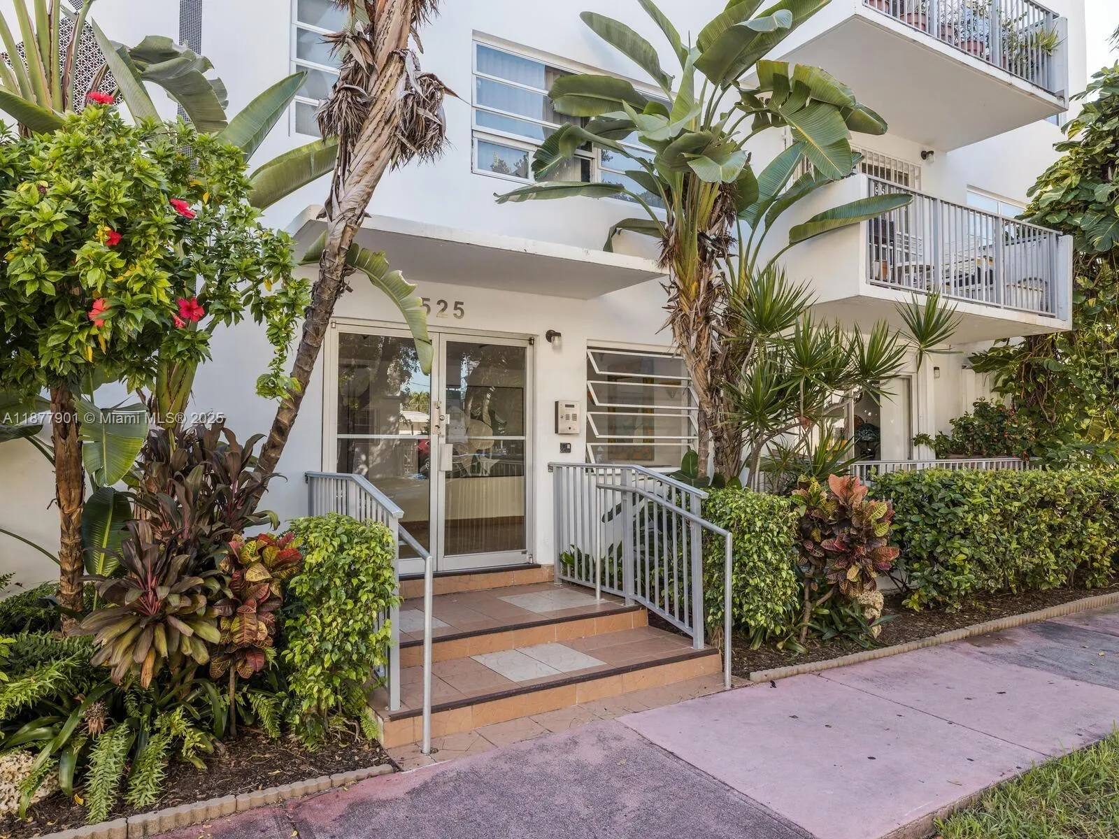 525 Meridian Ave, #307