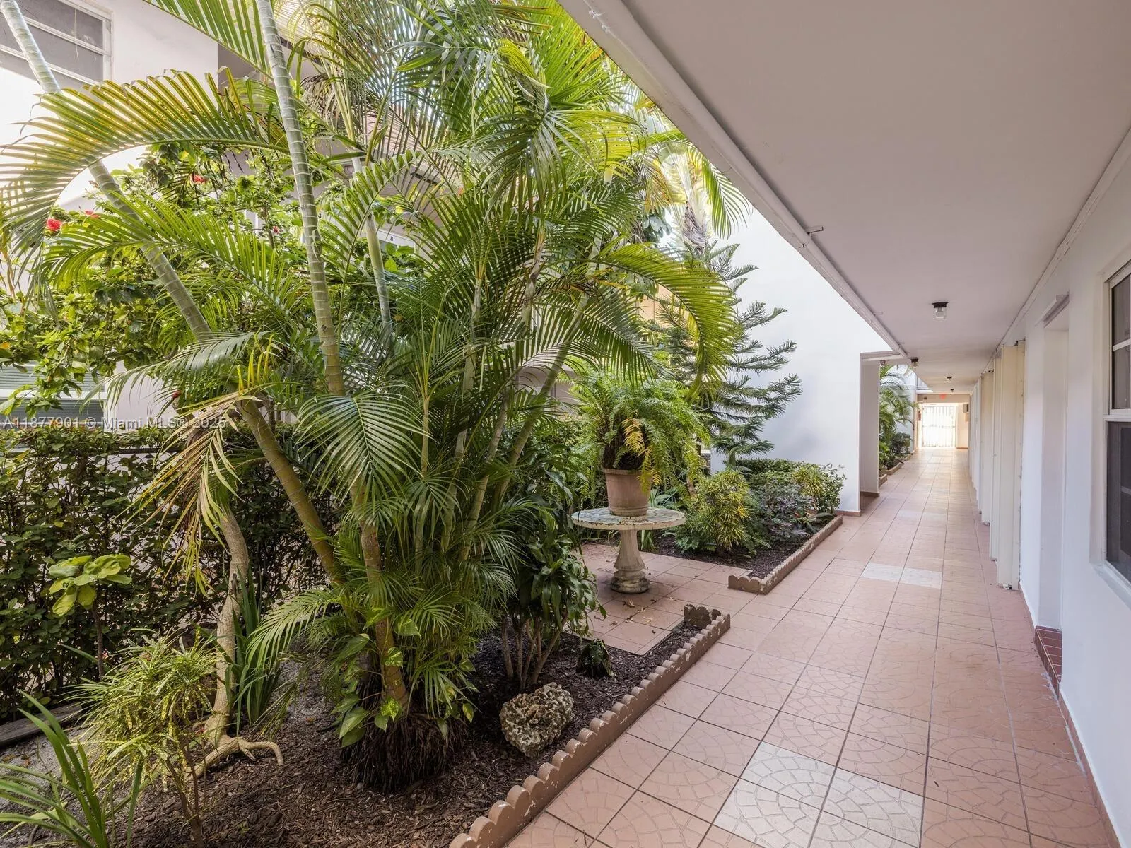 525 Meridian Ave, #307