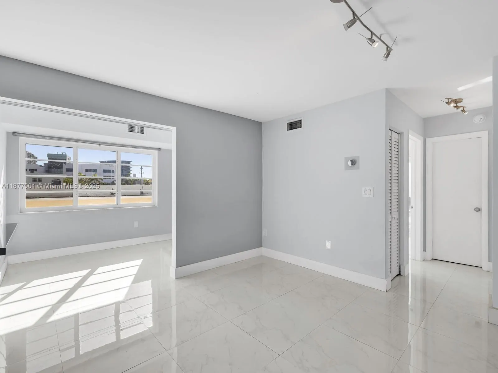 525 Meridian Ave, #307